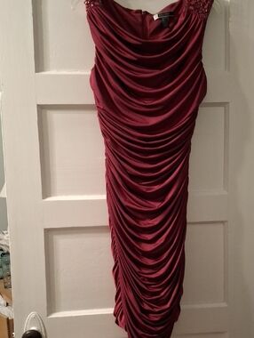 JS Boutique Wine Ruched Beaded-Shoulder Midi Dress